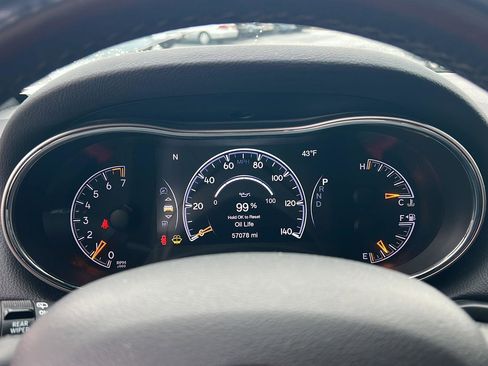 Used 2021 Jeep Grand Cherokee Limited w/ Sun & Sound Group image 23