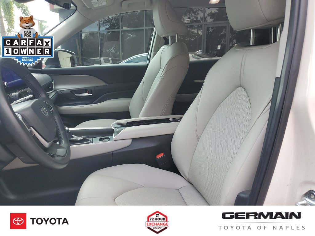 Certified 2024 Toyota Grand Highlander FWD image 19