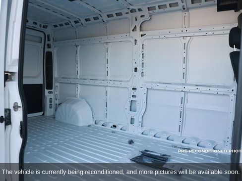 Used 2024 RAM ProMaster 2500 w/ Quick Order Package 22G SLT image 13