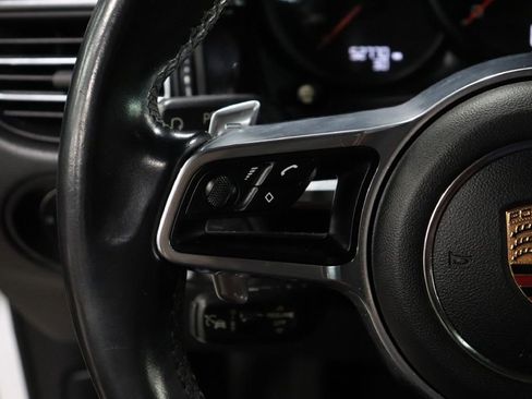 Used 2020 Porsche Macan image 28