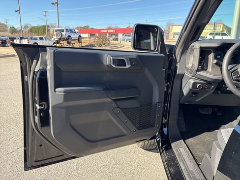 New 2025 Ford Bronco Big Bend image 10