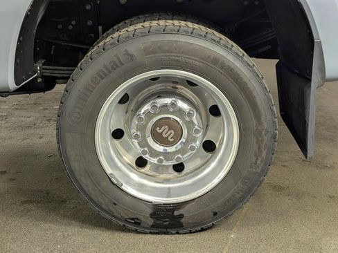 Used 2025 Ford F450 King Ranch w/ Chrome Package image 10