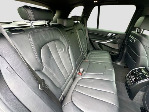Used 2022 BMW X5 M50i w/ Premium Package image 30