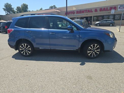 Used 2017 Subaru Forester 2.0XT Touring w/ Popular Package #2 AWD/4WD image 4