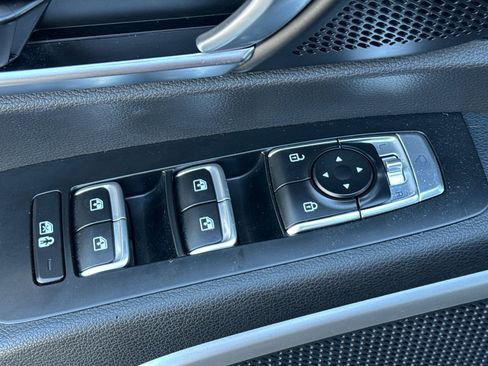 Used 2022 Kia Telluride EX image 12