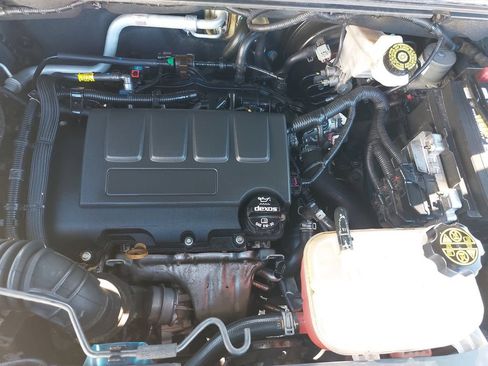 Used 2020 Buick Encore Preferred FWD image 26