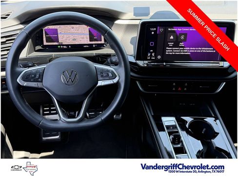 Used 2024 Volkswagen Atlas Cross Sport SEL Premium R-Line AWD/4WD image 11