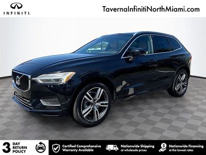 Used 2018 Volvo XC60 T6 Momentum w/ Vision Package