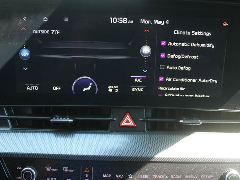 Certified 2025 Kia Sportage SX FWD image 47