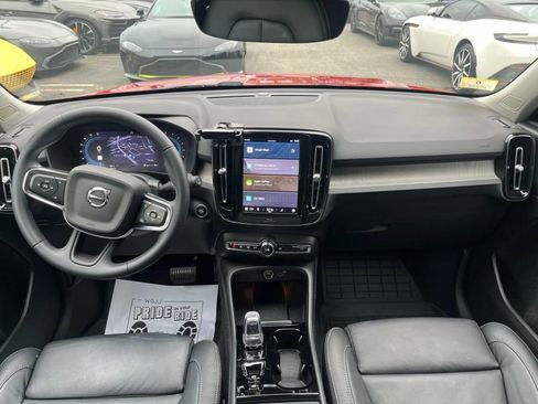Used 2023 Volvo XC40 B5 Plus w/ Driver Assist Package image 27