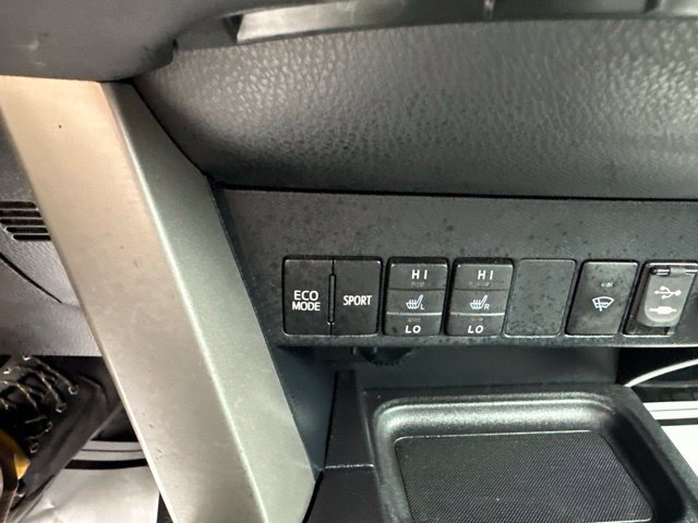 Used 2018 Toyota RAV4 Adventure AWD/4WD image 11