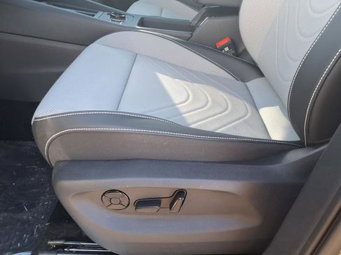 New 2026 Volkswagen Tiguan SE R-Line image 26