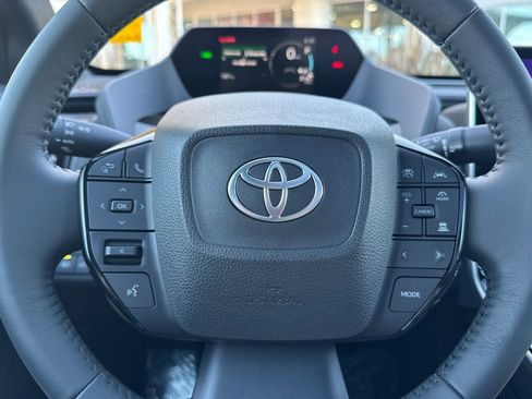 Certified 2025 Toyota bZ4X FWD image 28