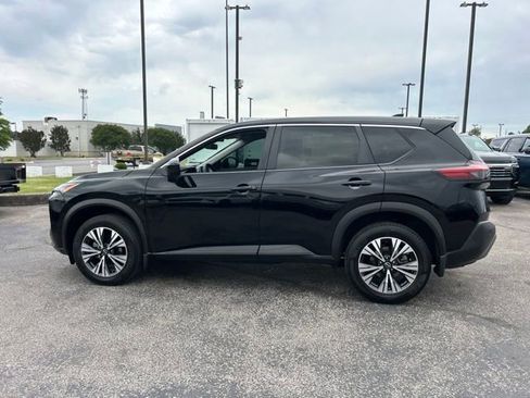 Used 2023 Nissan Rogue SV FWD image 6
