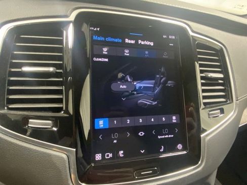 Certified 2024 Volvo XC90 B6 Ultimate w/ Protection Package Premier image 25