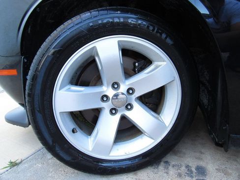 Used 2021 Dodge Challenger GT RWD image 15