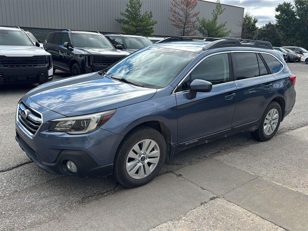 Used 2018 Subaru Outback 2.5i Premium AWD/4WD image 8