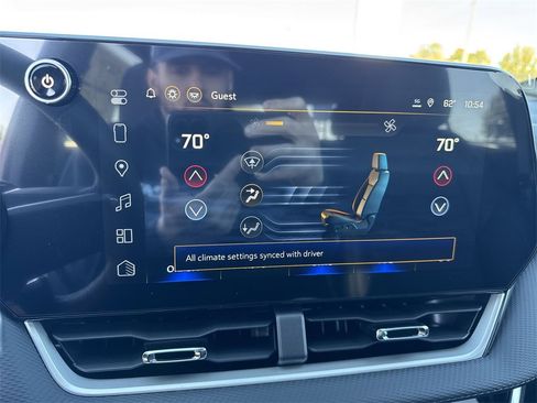 New 2026 Chevrolet Equinox LT w/ Convenience Package II image 19