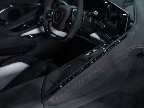 Used 2023 Chevrolet Corvette Z06 image 56