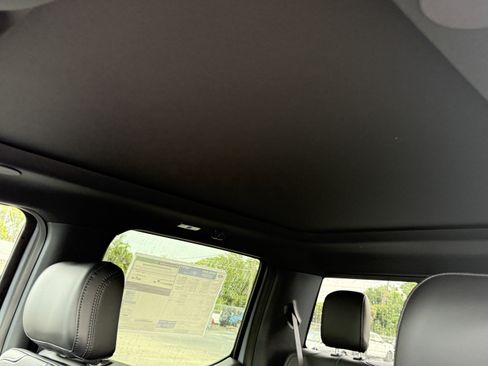 New 2026 Ford F250 Platinum w/ Tremor Off-Road Package AWD/4WD image 17