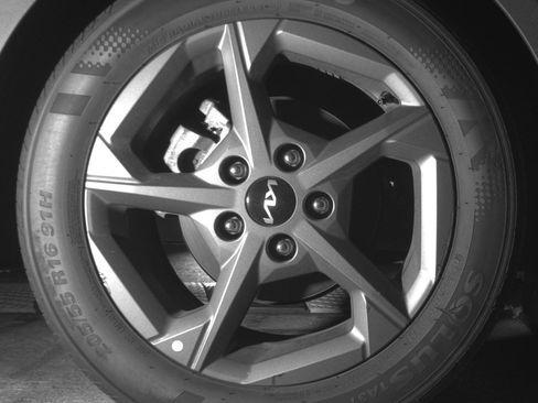 Used 2025 Kia K4 LXS image 15