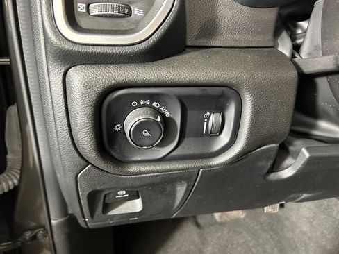 Used 2024 RAM 1500 Big Horn AWD/4WD image 19