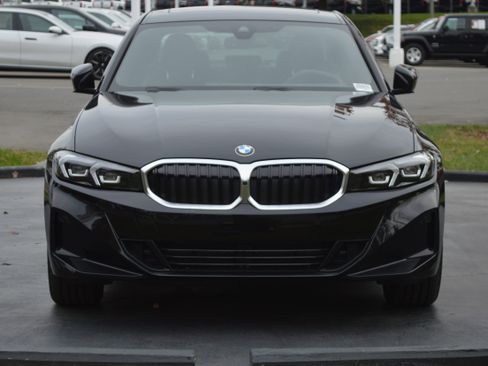 Used 2025 BMW 330i xDrive 330i xDrive w/ Convenience Package image 6