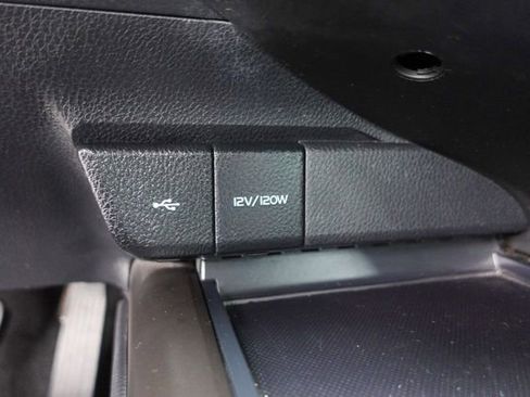 Certified 2023 Toyota Camry SE image 21