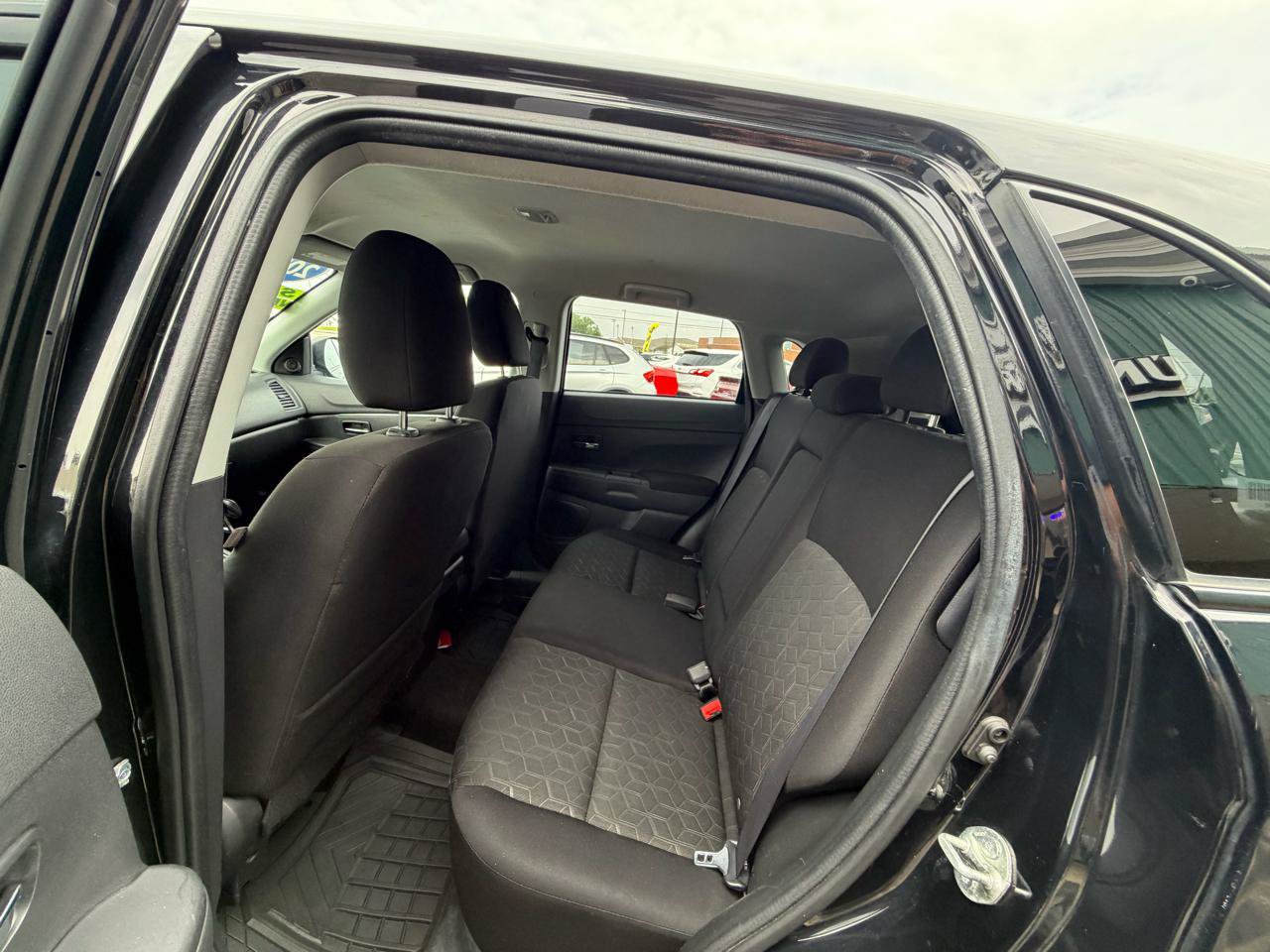 Used 2021 Mitsubishi Outlander Sport ES FWD image 13