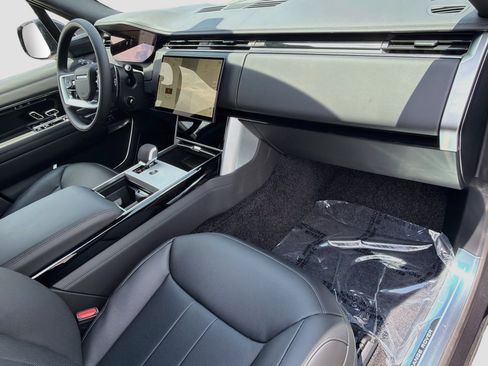 New 2026 Land Rover Range Rover SE AWD/4WD image 15