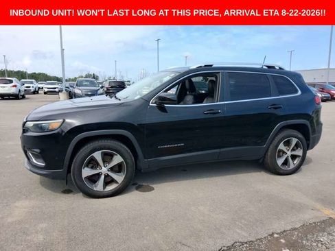 Used 2019 Jeep Cherokee Limited w/ Luxury Group AWD/4WD image 2