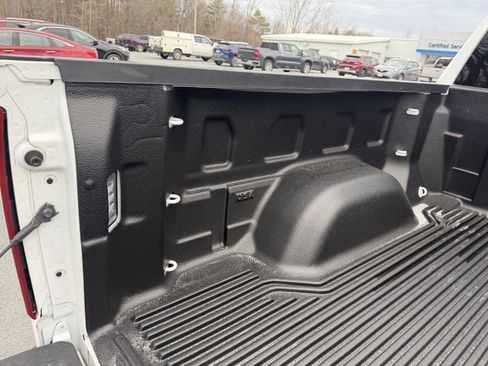 Used 2025 Chevrolet Silverado 1500 LT image 23