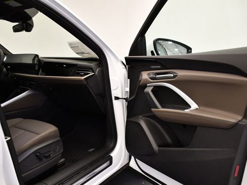 New 2025 Audi Q5 Premium Plus image 45