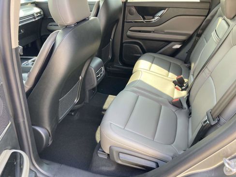 New 2025 Lincoln Corsair FWD w/ Rear Removable Package Tray image 17