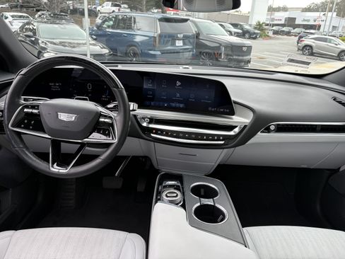 Certified 2024 Cadillac Lyriq Sport AWD/4WD image 20