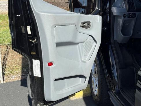 Used 2019 Ford Transit 350 XLT image 7