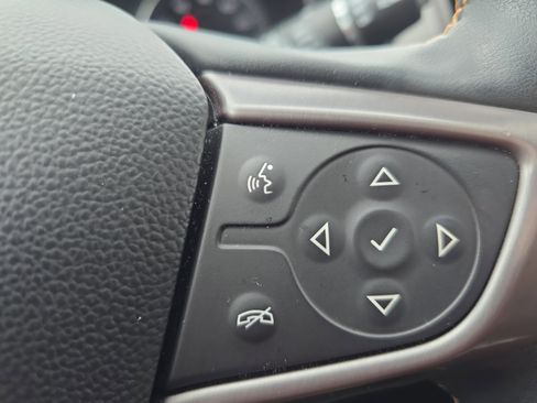 Used 2024 GMC Terrain AT4 w/ Infotainment Package II image 21