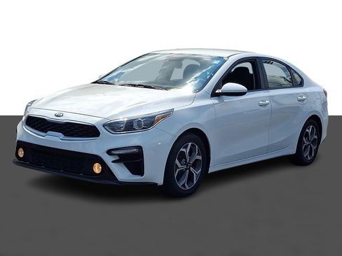 Used 2019 Kia Forte LXS FWD image 3