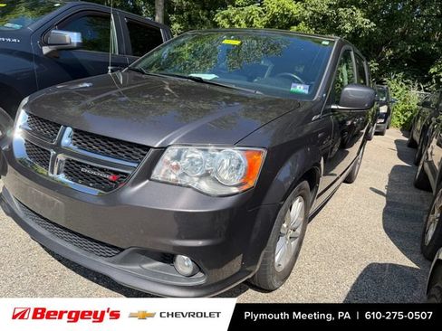 Used 2019 Dodge Grand Caravan SXT FWD image 6