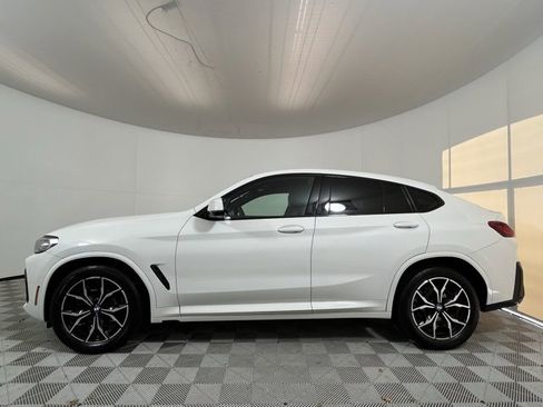 Used 2023 BMW X4 xDrive30i w/ M Sport Package image 4