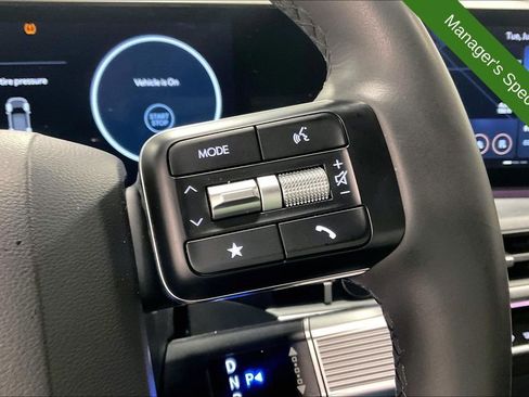 Used 2025 Hyundai Santa Fe Limited FWD image 26