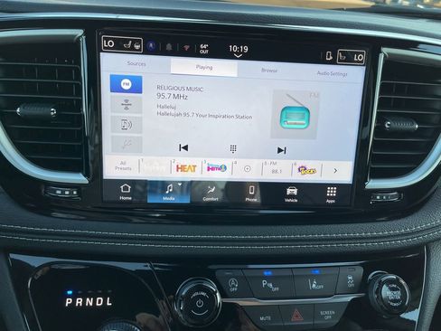 New 2026 Chrysler Pacifica Select w/ S Appearance Package image 20