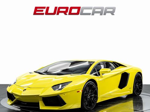 Used 2015 Lamborghini Aventador LP 700-4 AWD/4WD image 1