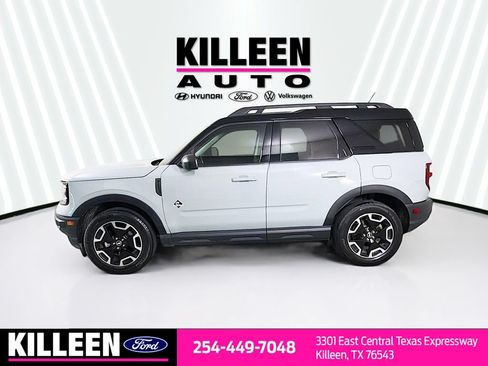 Used 2023 Ford Bronco Sport Outer Banks w/ Tech Package AWD/4WD image 4