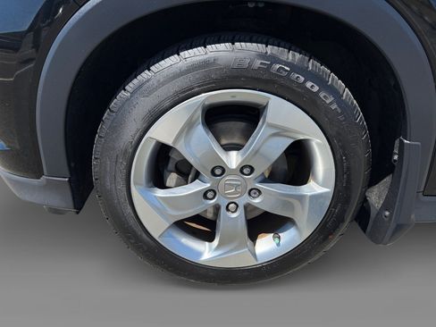 Used 2018 Honda HR-V LX image 9