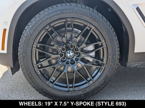 Used 2022 BMW X4 xDrive30i AWD/4WD image 17