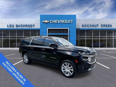 Used 2024 Chevrolet Suburban High Country AWD/4WD image 2