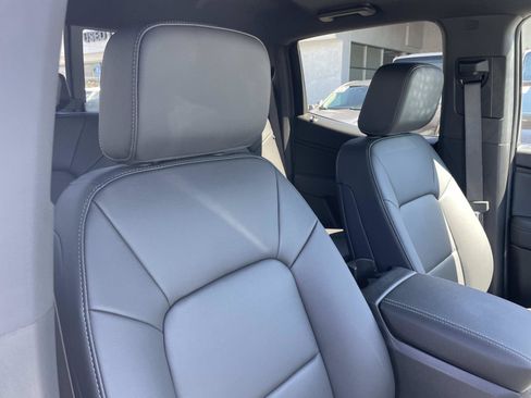 New 2026 GMC Canyon Elevation w/ Convenience Package RWD image 28