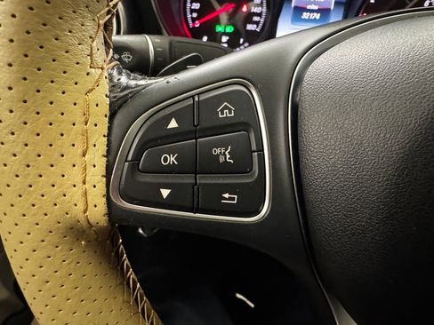 Used 2018 Mercedes-Benz C 300 4MATIC Sedan image 24