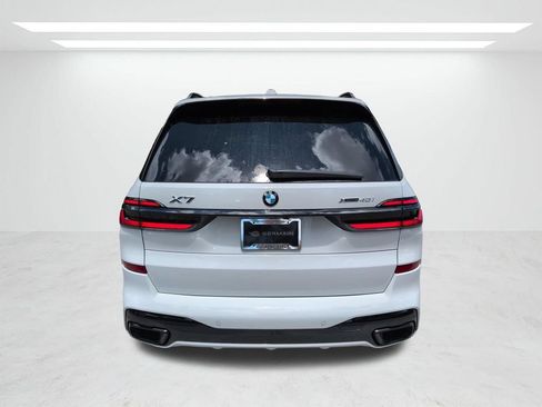 New 2027 BMW X7 xDrive40i w/ M Sport Package AWD/4WD image 5